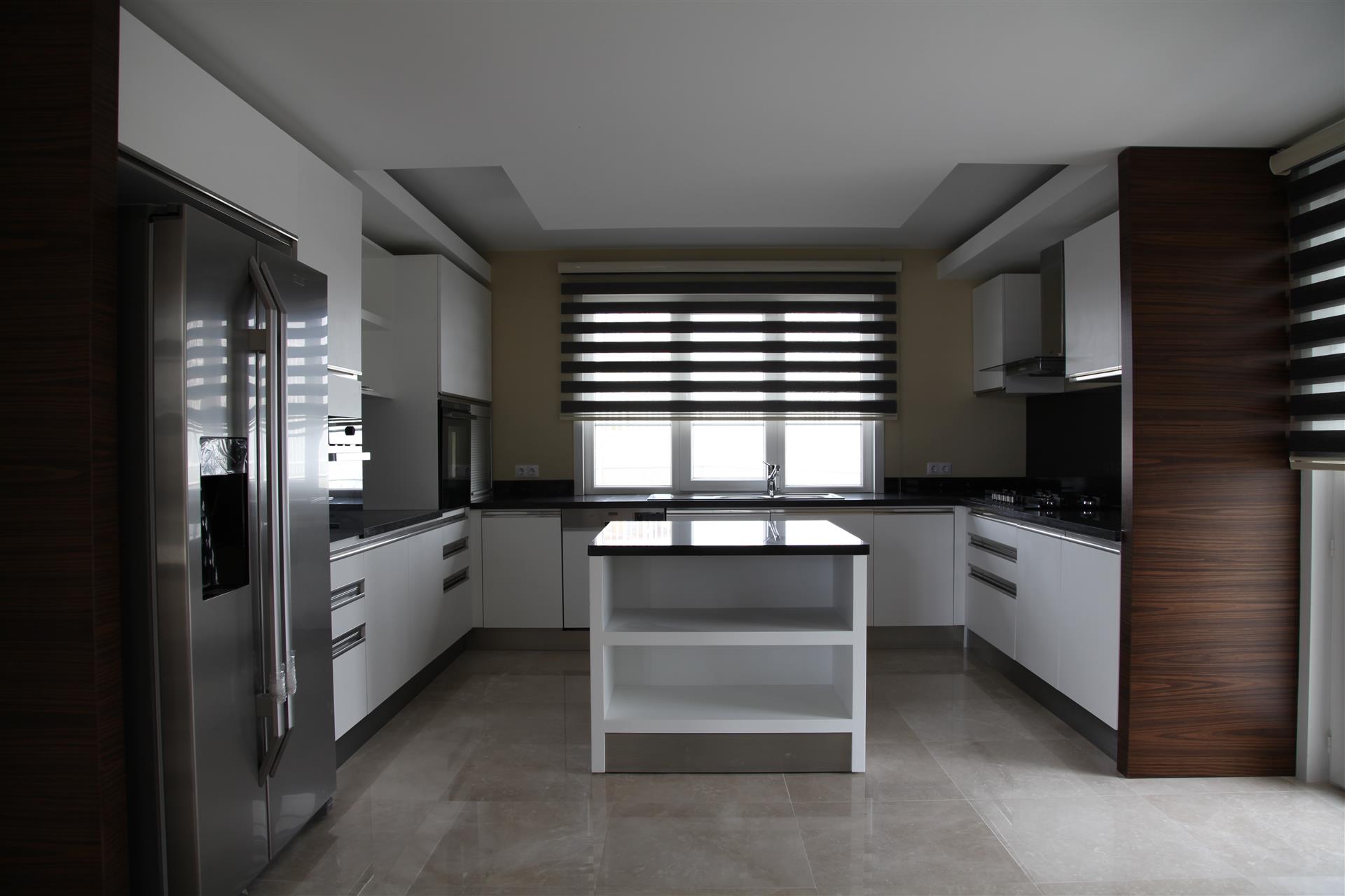 Edit Lake Side Villaları